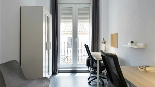 Rooms in Madrid Chamberí - photo 6