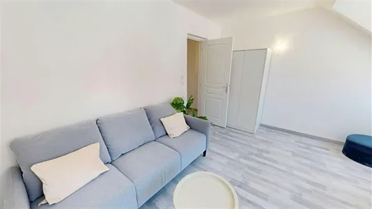 Apartments in Mulhouse - photo 4