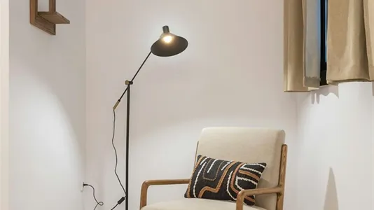 Rooms in Barcelona Sants-Montjuïc - photo 6