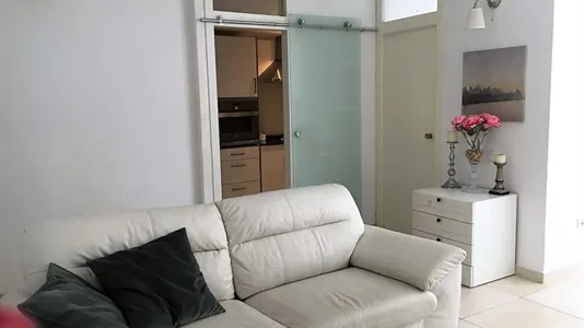 Rooms in Barcelona Sants-Montjuïc - photo 6