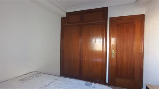 Rooms in Madrid Moncloa-Aravaca - photo 3