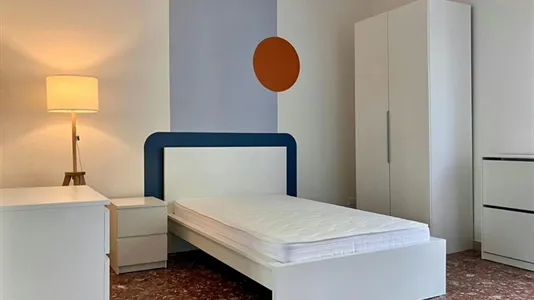 Rooms in Bologna - photo 3