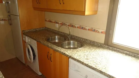 Rooms in Córdoba - photo 9