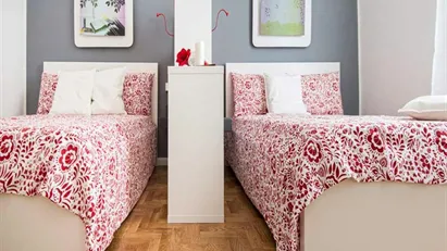 Room for rent in Milano Zona 9 - Porta Garibaldi, Niguarda, Milan