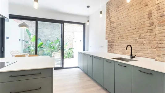 Apartments in Barcelona Les Corts - photo 2