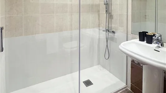 Rooms in Madrid Moncloa-Aravaca - photo 6