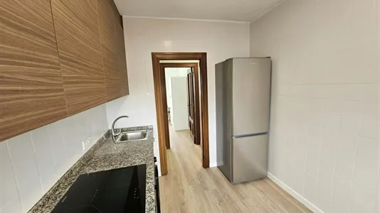 Rooms in Oviedo - photo 8