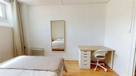 Apartments in Saint-Étienne - photo 9