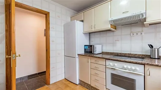 Rooms in Tavernes Blanques - photo 5