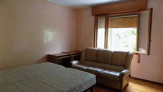 Rooms in Padua - photo 1