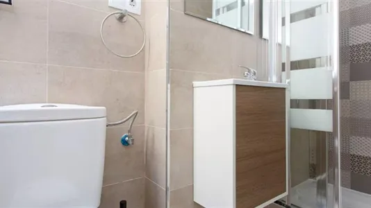 Rooms in Madrid Chamberí - photo 4