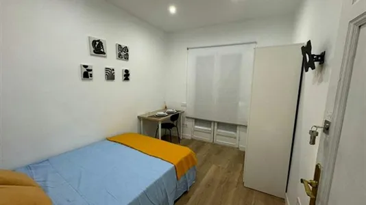 Rooms in Madrid Centro - photo 6