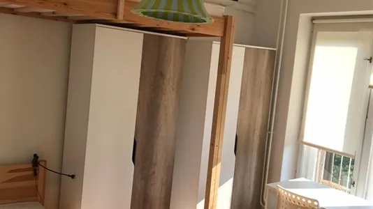 Rooms in Besnica - photo 5