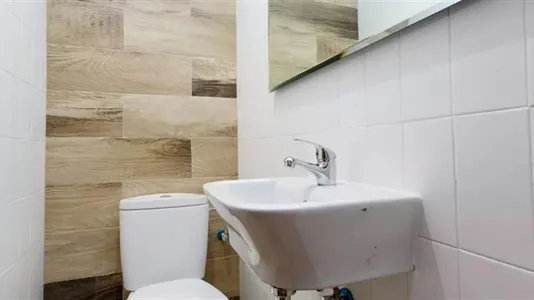 Rooms in Madrid Chamberí - photo 7