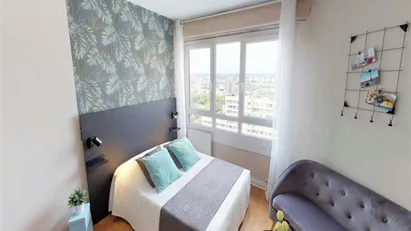Room for rent in Nanterre, Île-de-France