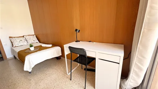 Rooms in Tavernes Blanques - photo 4