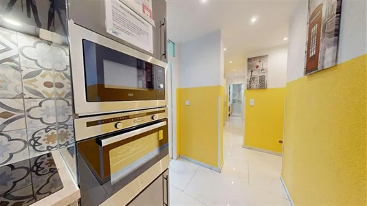 Rooms in Saint-Julien-en-Genevois - photo 8