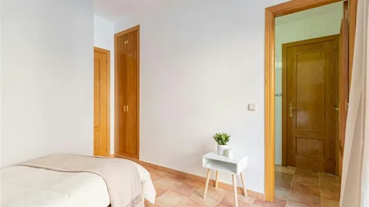 Rooms in Madrid Tetuán - photo 8