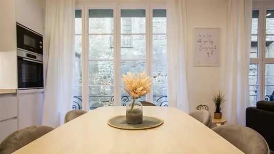 Apartments in Barcelona Ciutat Vella - photo 7