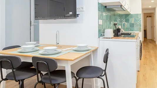 Rooms in Zaragoza - photo 10