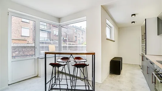 Rooms in Charleroi - photo 9