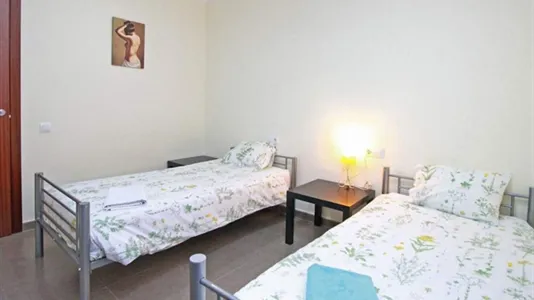 Rooms in Barcelona Ciutat Vella - photo 4