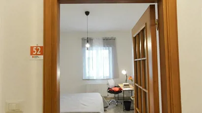 Room for rent in Pozzuoli, Campania