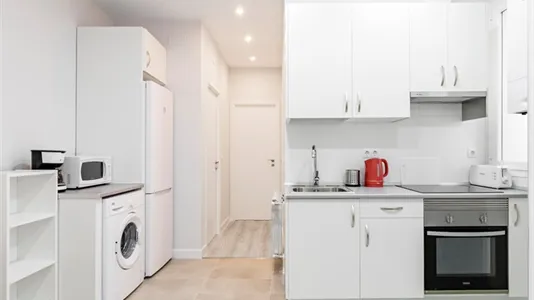 Rooms in Madrid Chamberí - photo 8