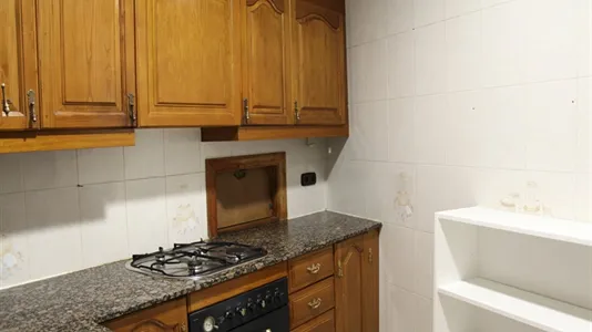 Rooms in Barcelona Ciutat Vella - photo 9