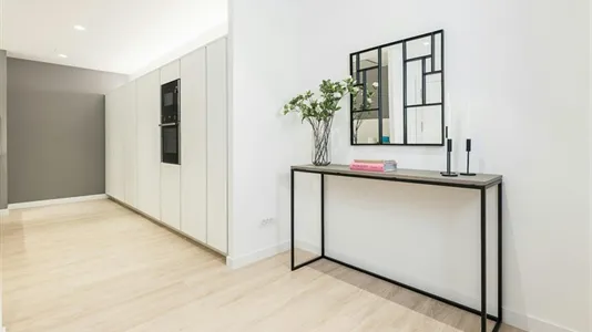 Apartments in Barcelona Eixample - photo 9