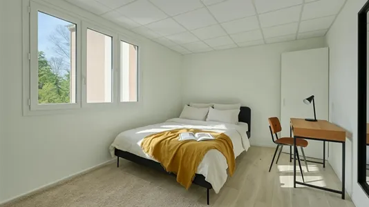 Apartments in Bobigny - photo 1