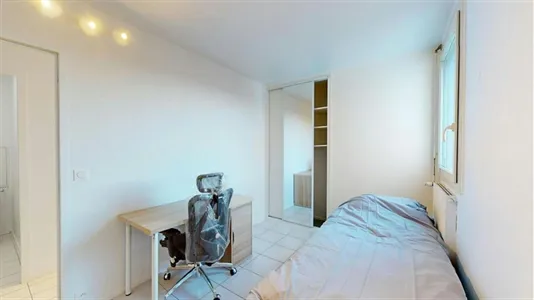 Rooms in Angoulême - photo 6