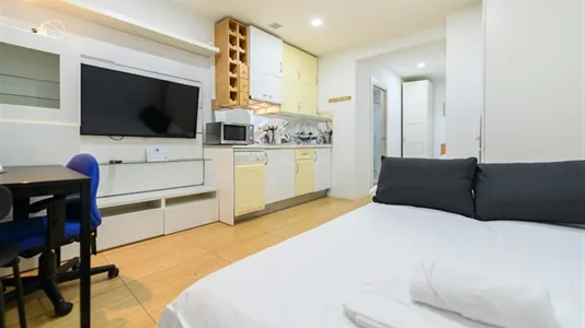 Apartments in Madrid Ciudad Lineal - photo 6