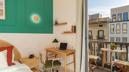 Rooms in Barcelona Eixample - photo 6
