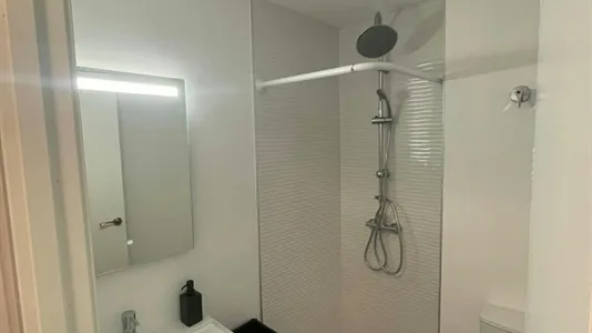 Rooms in Alaquàs - photo 3