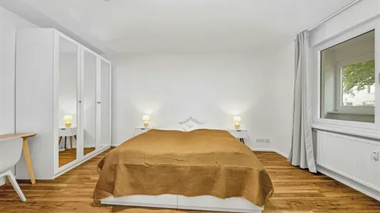Apartments in Berlin Steglitz-Zehlendorf - photo 2