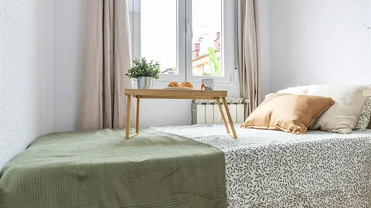 Rooms in Adaro - photo 6