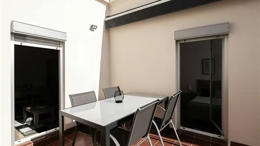 Apartments in Barcelona Eixample - photo 3