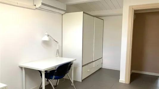 Rooms in Roma Municipio VI – Roma Delle Torri - photo 4