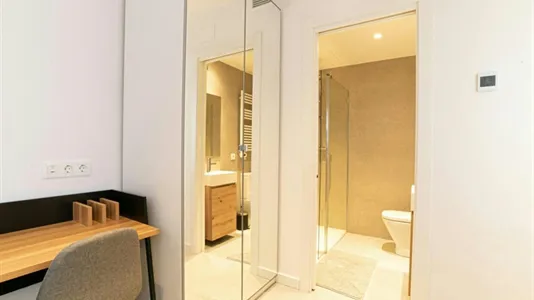 Rooms in L'Hospitalet de Llobregat - photo 6