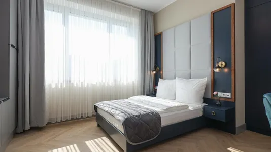 Apartments in Berlin Charlottenburg-Wilmersdorf - photo 1