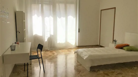 Rooms in Florence - photo 2