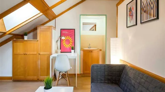 Rooms in Lyon - photo 2