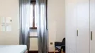 Room for rent, Milano Zona 5 - Vigentino, Chiaravalle, Gratosoglio, Milan, Via Valsugana