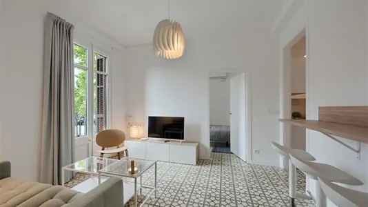 Rooms in Barcelona Eixample - photo 9