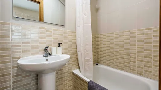 Rooms in Málaga - photo 5