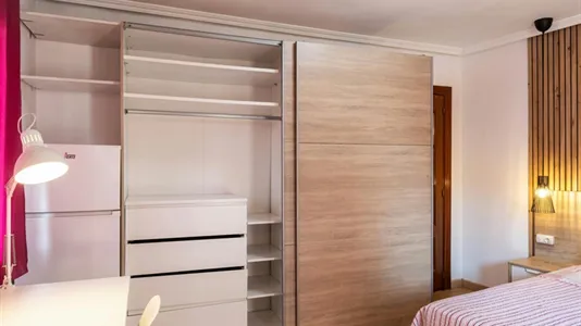 Rooms in Madrid Carabanchel - photo 9