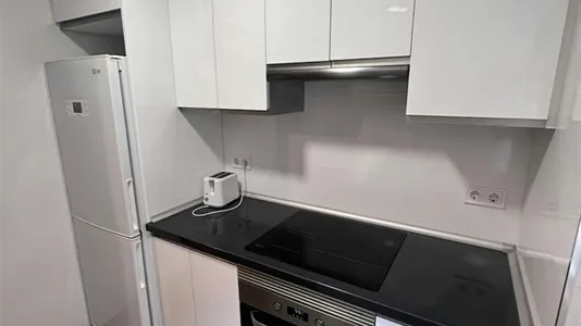 Rooms in Madrid Ciudad Lineal - photo 4