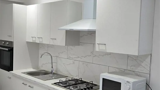 Rooms in Charleroi - photo 1