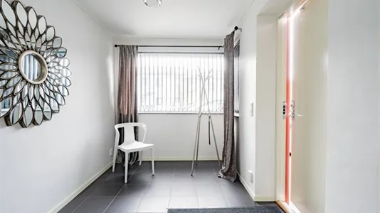 Houses in Södertälje - photo 12